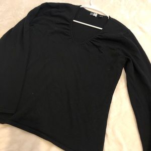 Saks fifth avenue threads sweater